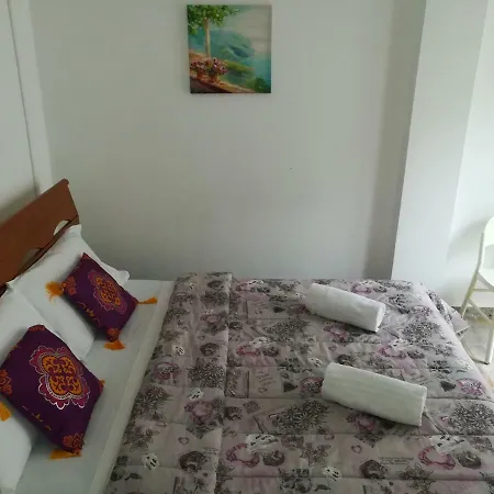 Konukevi Venice 2*