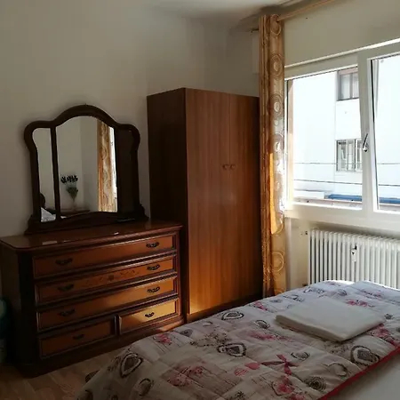 Konukevi Venice 2*